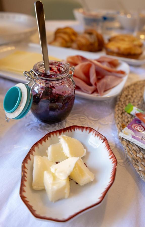 Palazzo Della Contessa - Suites & Breakfast Lecce Exterior photo