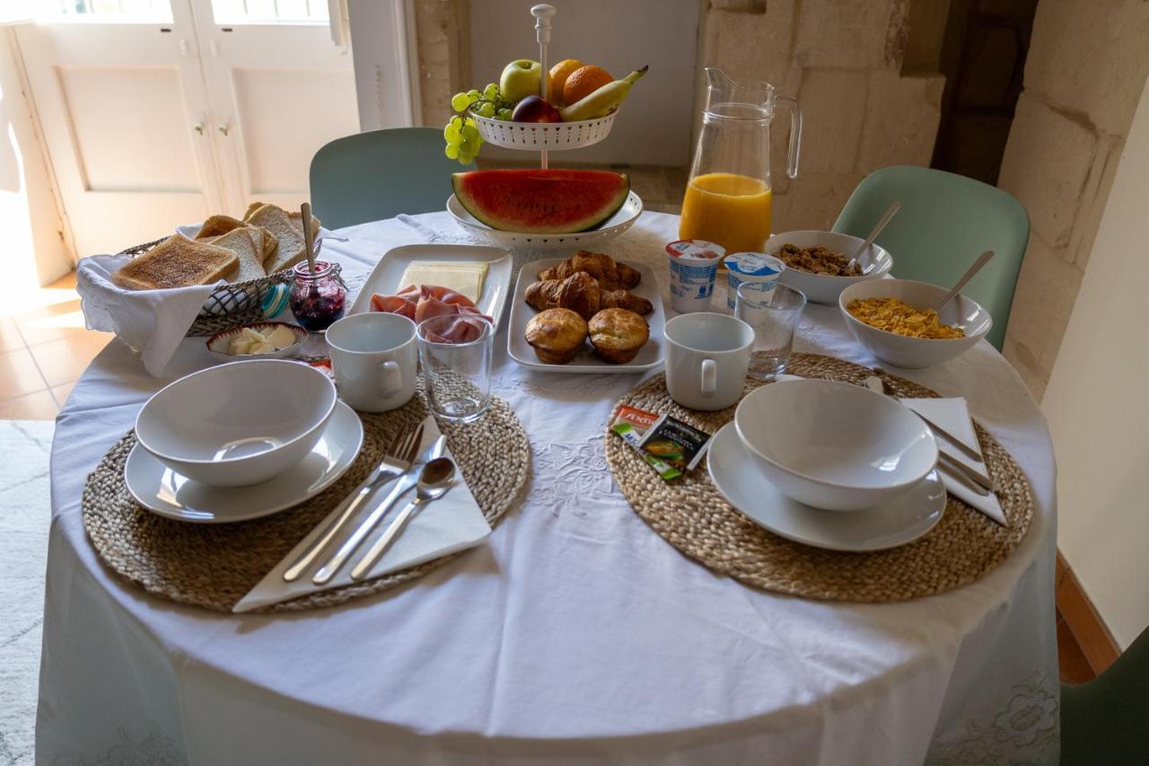 Palazzo Della Contessa - Suites & Breakfast Lecce Exterior photo