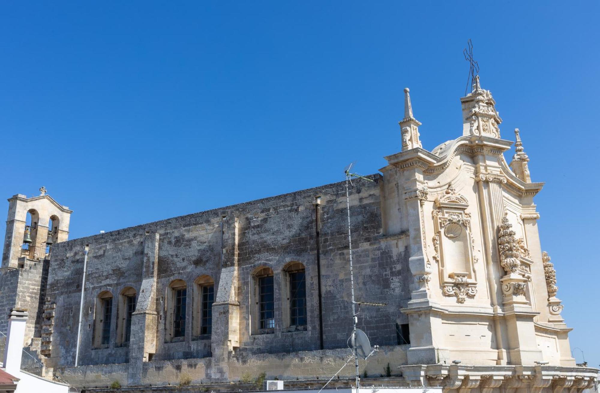 Palazzo Della Contessa - Suites & Breakfast Lecce Exterior photo